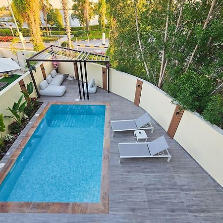 Stunning 4 Bed Villa, Private Pool, Damac Hills Dubai Dış mekan fotoğraf